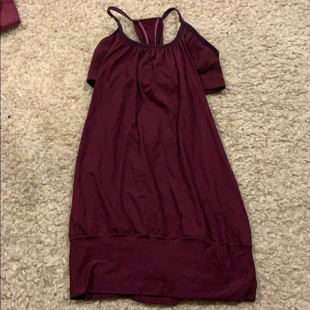 lululemon no limits tank size 4